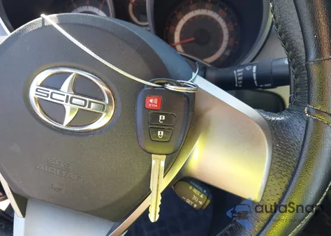 2014 Scion Tc z USA, uszkodzony, nr VIN JTKJF5C71E3076513